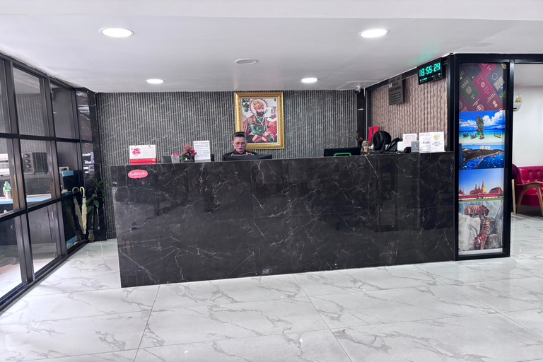 Public Area 2, Papa Ji Hotel and Restaurant, Ratchathewi