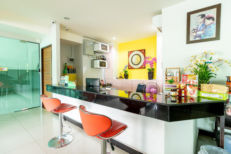 Food & Drinks 5, Prosperous, Hat Yai