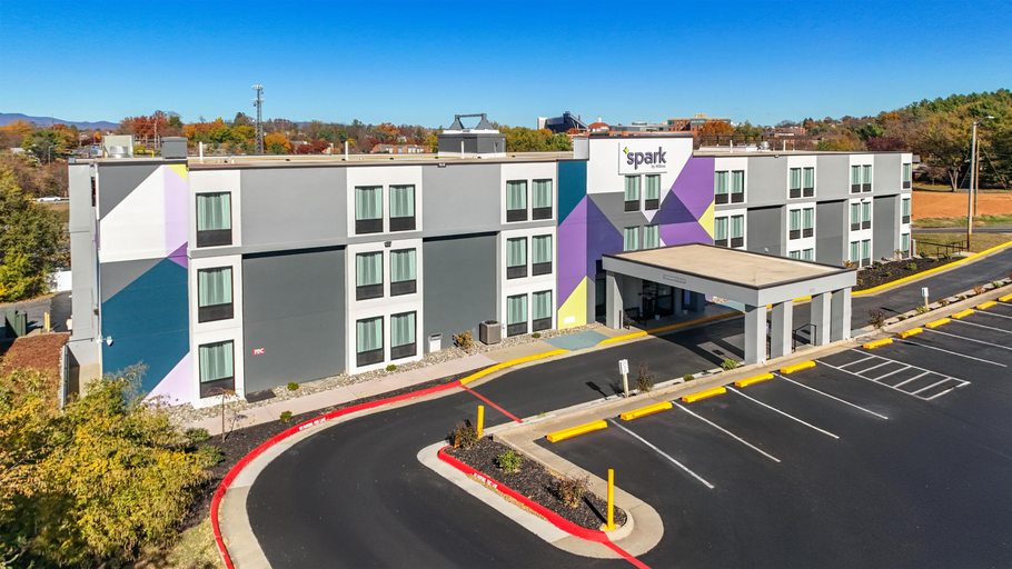 Exterior & Views 2, Spark by Hilton Harrisonburg University Area, Harrisonburg