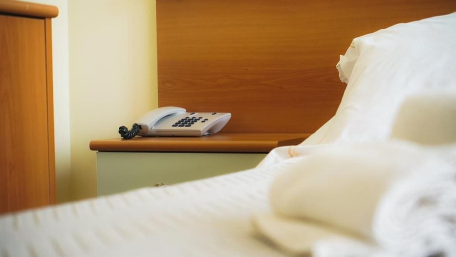 Bedroom 4, Hotel Atlantic, Teramo