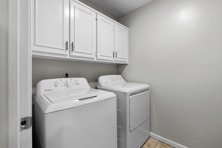 Interior 2, 11th Ave unit A, Muscogee