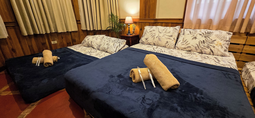 Room 3, Blueridge Mountain Cabin, Baguio City