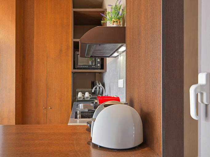 Private kitchen 4, Gazi District Suites, Attica
