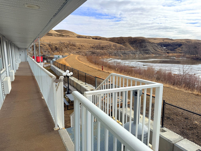 Others 5, Travelodge by Wyndham Drumheller, Division No. 5