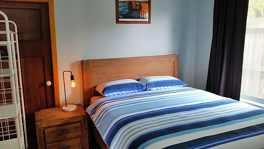 Bedroom 2, Seahorse Coastal Villas, Moyne - South