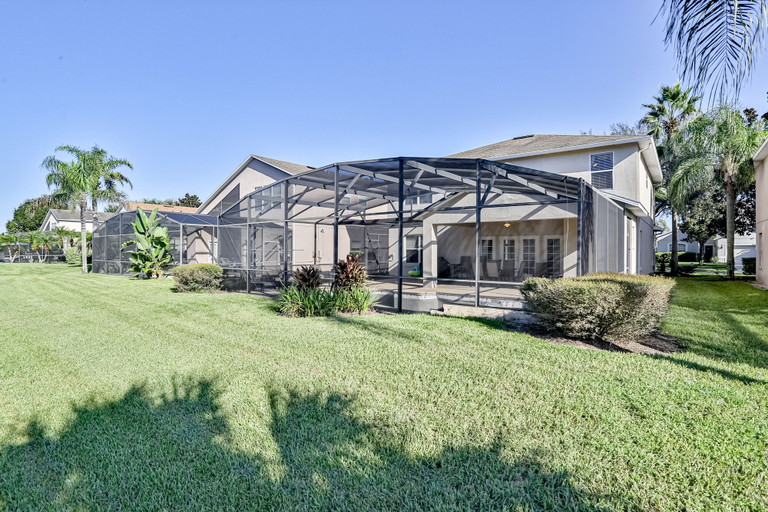 Exterior 3, Spacious and Inviting Home With Private Pool, Central AC, and Washer/dryer, Osceola