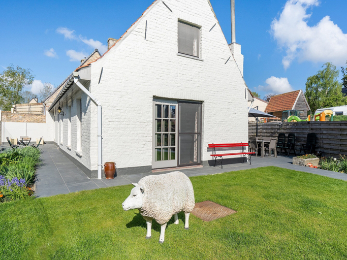 Exterior & Views, Farmhouse in Beveren Near Beach & Garden, West-Vlaanderen
