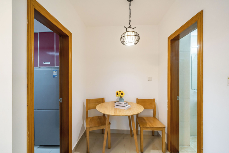 In-room dining, Tyms High Serviced Residence Shanghai Stadium Metro, Shanghai