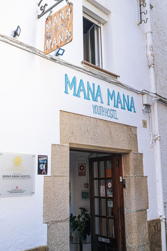 Exterior & Views 2, Mana Mana Youth Hostel, Girona