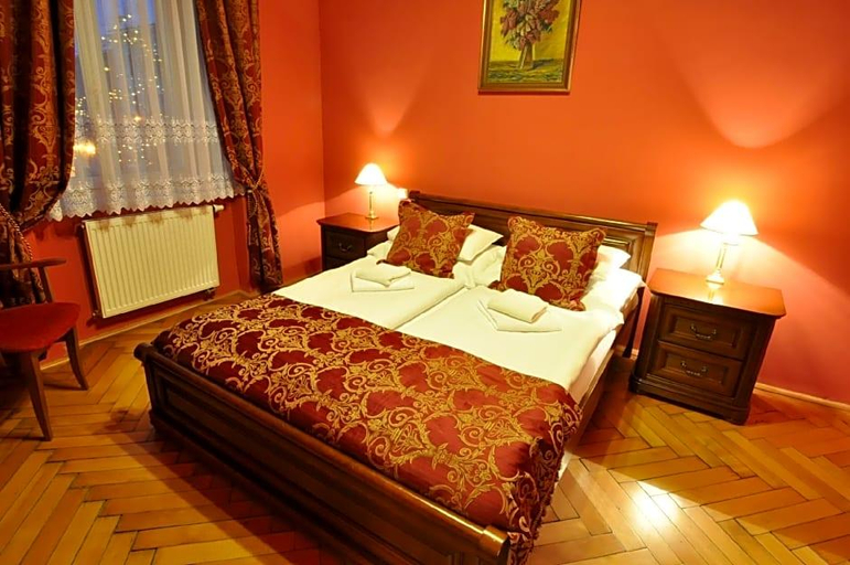 Bedroom 5, Grand Hotel Praha, Jičín