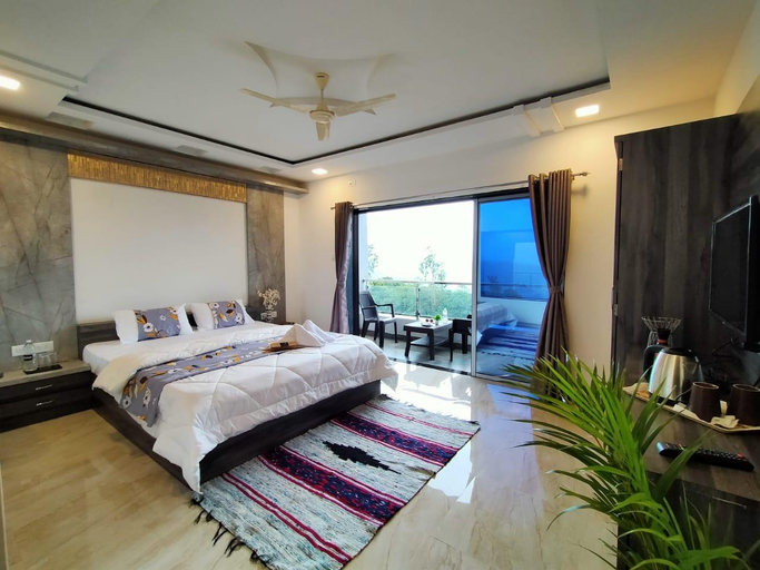 Bedroom 5, Divine Resort- Bhilar , Satara
