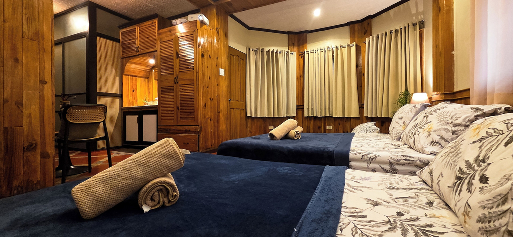 Room 2, Blueridge Mountain Cabin, Baguio City