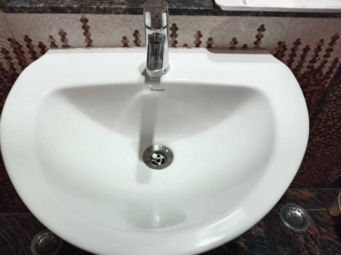 Bathroom 3, HOTEL VEDIKA, Ranchi