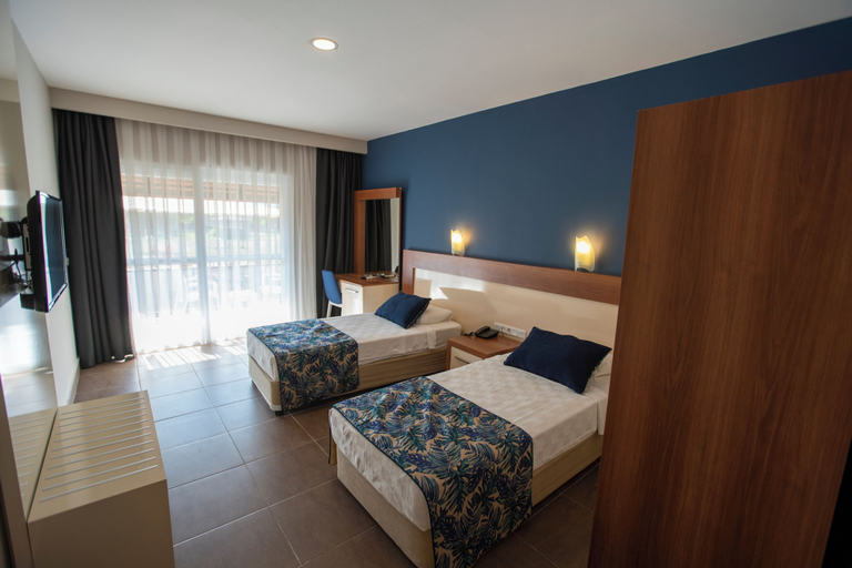 Bedroom 3, Miramor Garden Resort&Spa All Inclusive, Kemer