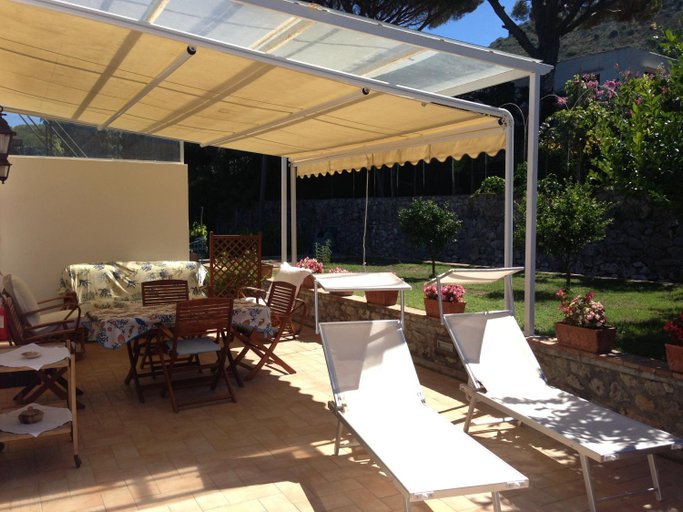 Food & Drinks 4, Parco Vittoria Holidays House, Napoli