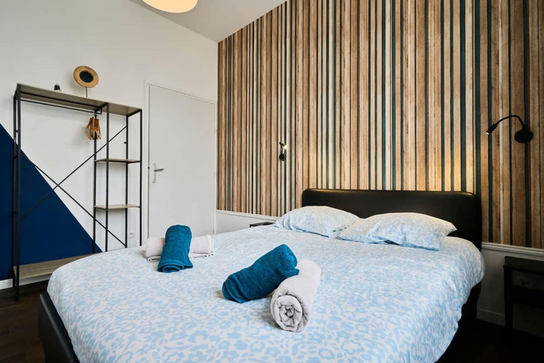 Room 2, En d Placement Wifi 10 Minutes de la Gare, Nord