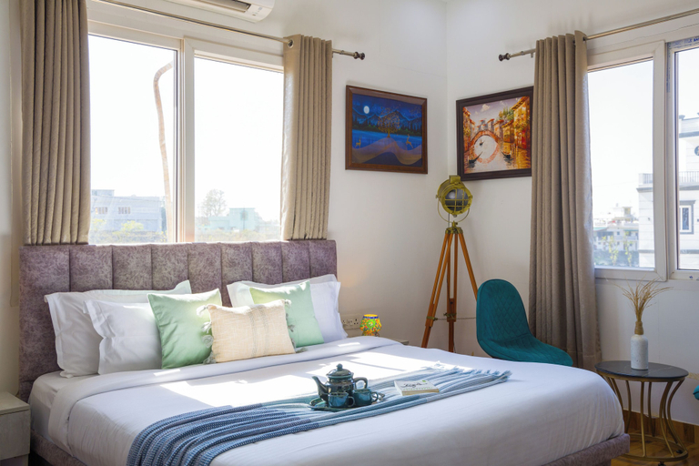 Room 2, Alaya Stays Baramasa 3 BHK Hill Retreat, Dehradun