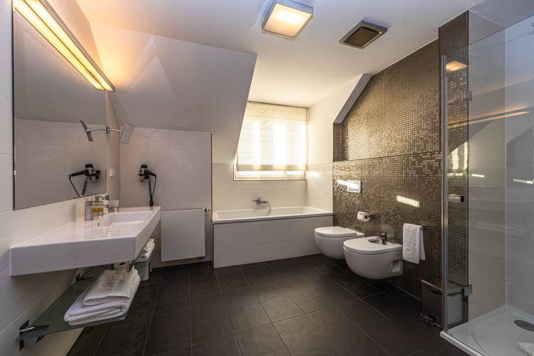 Bathroom 5, Residence Mysterius Old Town, Praha 1