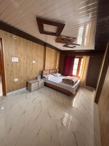 Room 3, Omji Temple View Kharsali, Uttarkashi