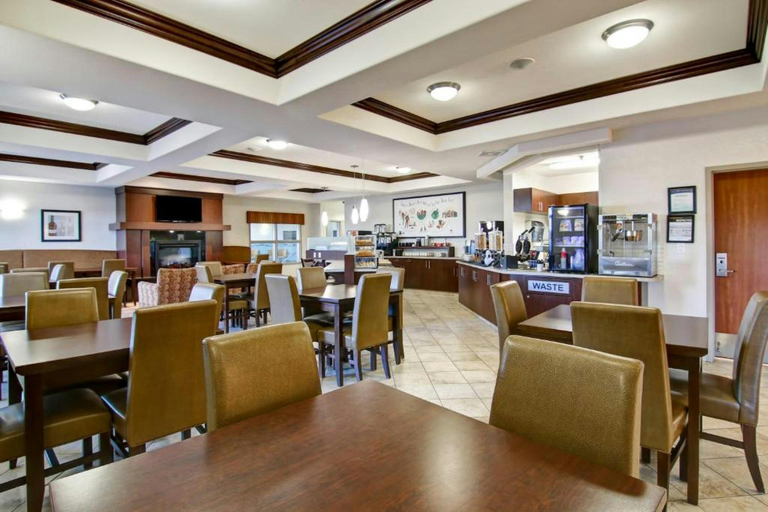 Food & Drinks 5, Canalta Hotel Moosomin, Division No. 5