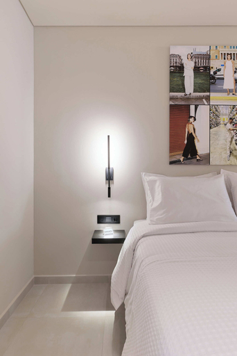Room 4, Moid Urban Suites, Attica