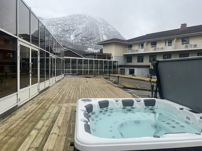 Sport & Beauty 2, Grand Hotel Skei, Jølster