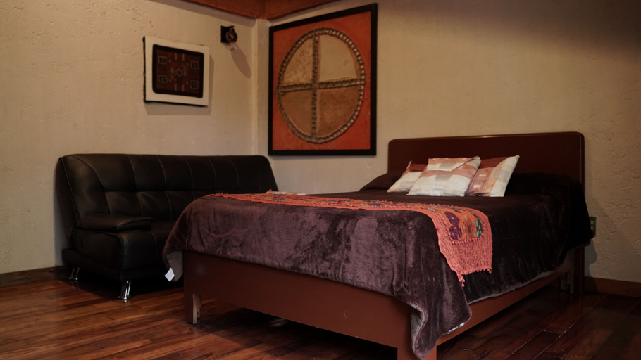 Room 5, Hotel Coyoacan, Mexico City