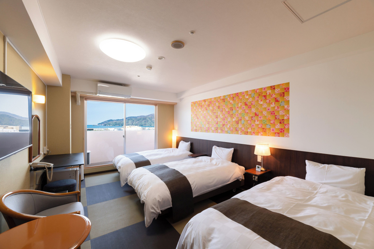 Bedroom 3, Hotel Sekumiya, Obama