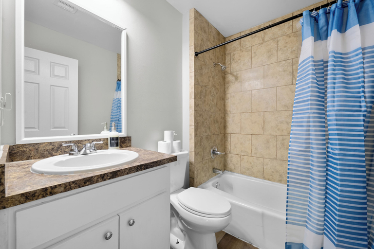 Bathroom 4, 1Br 1Bath Long Stays Near Fort Moore, Muscogee