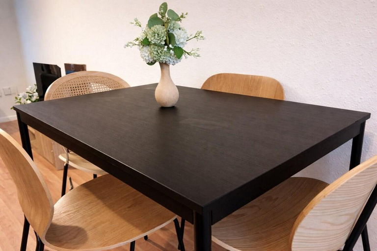 Dining 2, 2 Bed Home - Parking for 2, Wifi & Garden, Nottingham