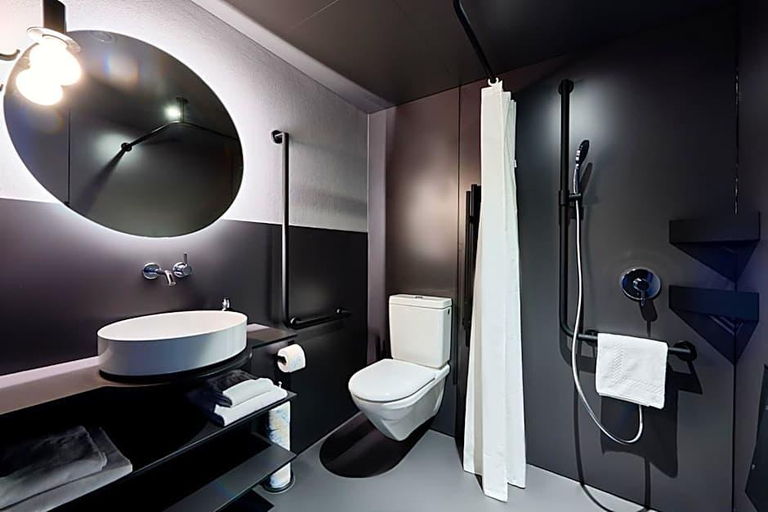 Bathroom 3, Apart Hotel Adelboden, Frutigen