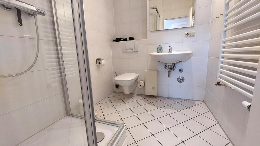 Bathroom 2, Villa Saxonia - by Rujana, Vorpommern-Rügen