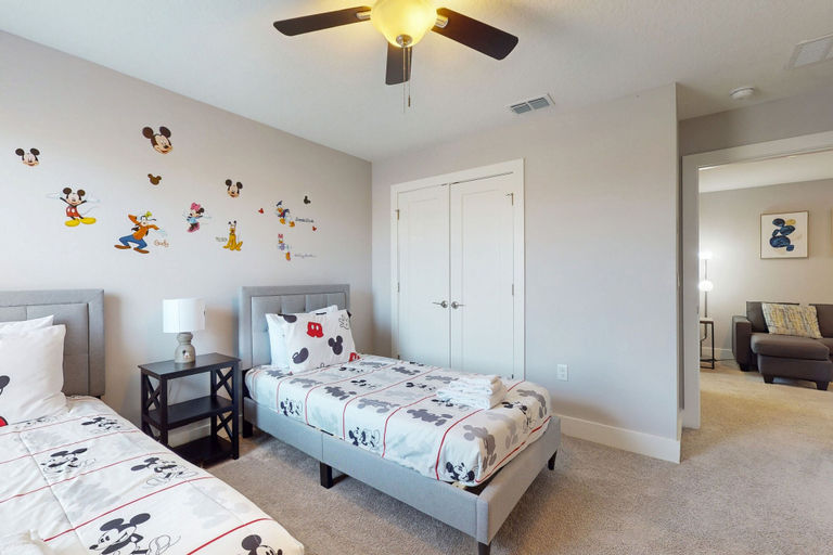 Room 5, Bright Home With Private Pool, Washer/dryer and Internet, Osceola