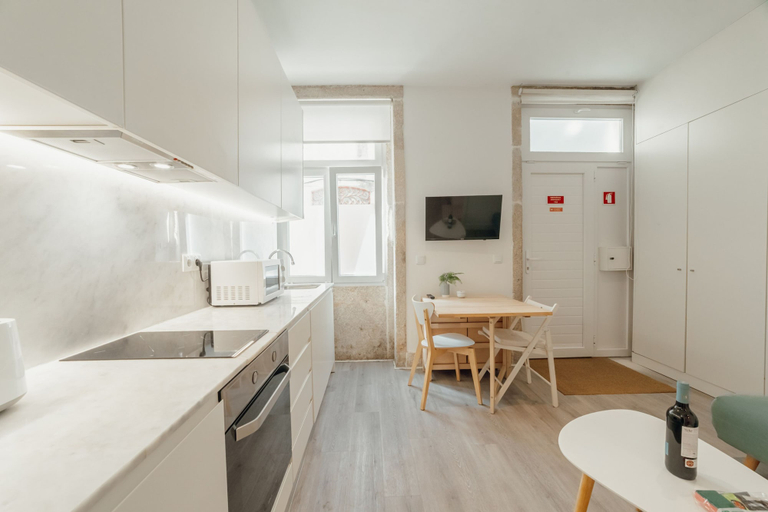 Room 4, Downtown Cosy Apartment by Vacationy, Porto