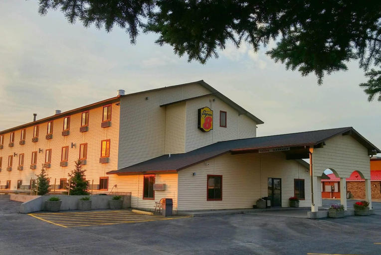 Exterior & Views 1, Super 8 by Wyndham Dillon, Beaverhead