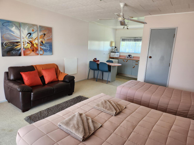 Others 5, Norfolk Motel & Campervan Park, Far North