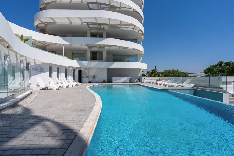 Pool 3, Oyster 1-BR Apt & Pool in Larnaca, Larnaca