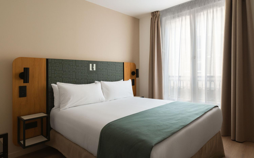 Bed, Limehome Versailles Rue du Bailliage, Yvelines