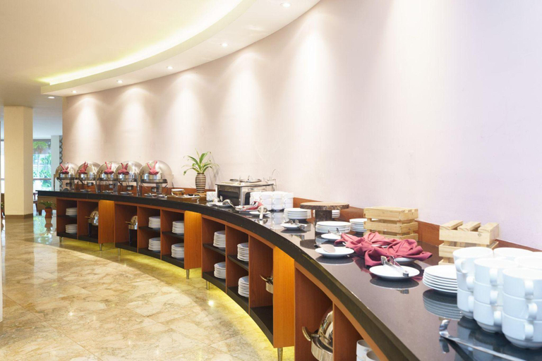 Food & Drinks 5, Papyrus Tropical Hotel, Bogor
