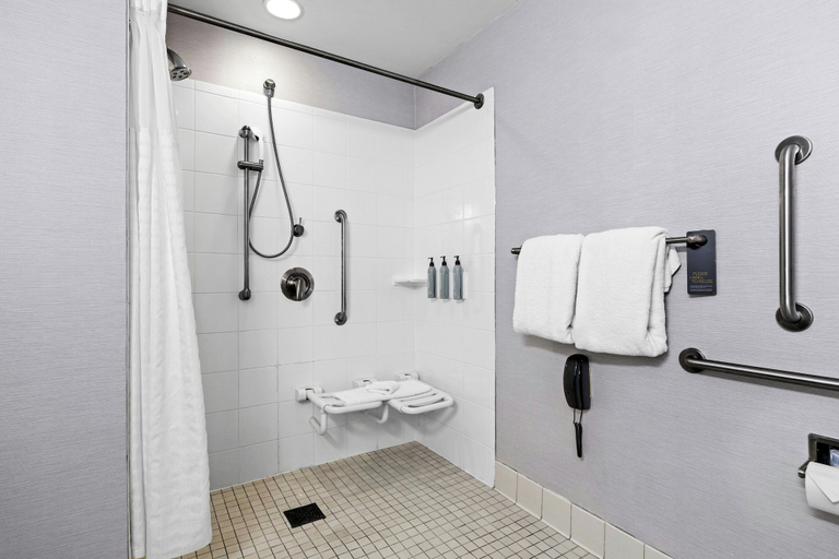 Bathroom 4, Courtyard by Marriott Clarksville, Montgomery