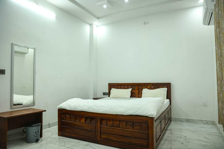 Room 2, SHRI RAGHAV HOME STAY, Churu