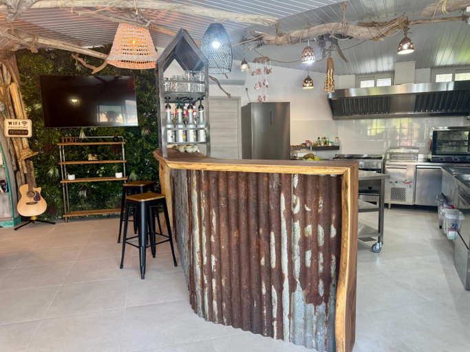 Food & Drinks 5, Relais Fenua