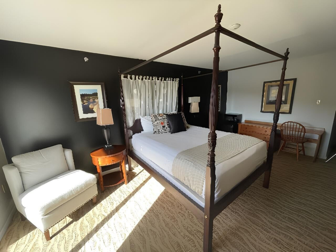 Bedroom 3, Liscombe Lodge Resort and Conference Centre, Guysborough