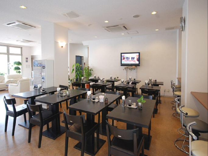 Food & Drinks 5, New Station Hotel Premiere, Isahaya