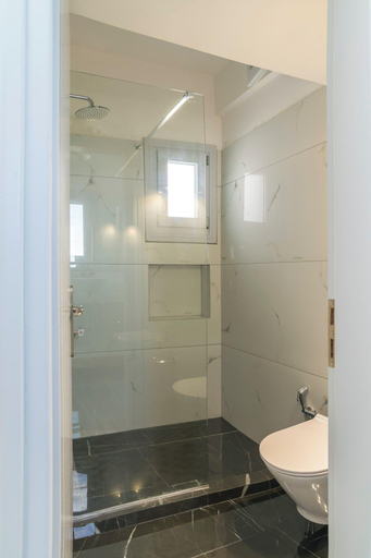 Bathroom 5, Phaos Santorini Suites, South Aegean