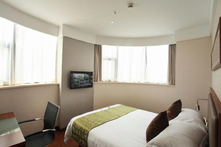 Bedroom 2, Home Inn Hangzhou Linping Intime City Metro Station, Hangzhou