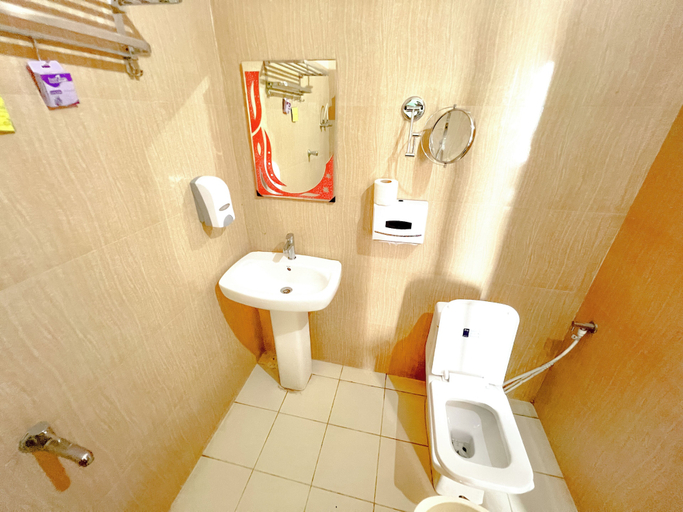 Bathroom 3, Sangam Hotel, Jhunjhunun