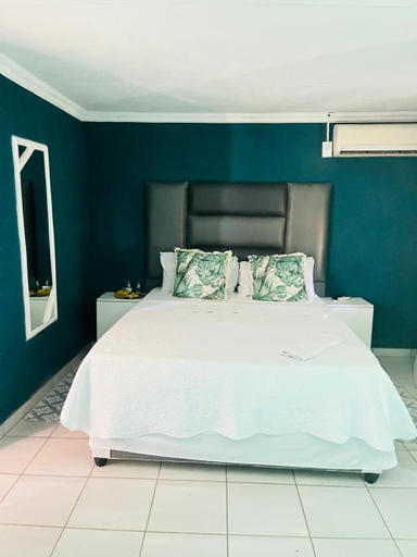 Bedroom 2, Magagula's Guest House and Accomodation, Sekhukhune