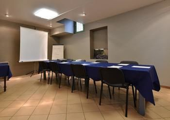 Others 2, Hotel Restaurant La Ferme, Vaucluse