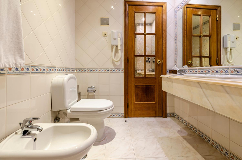 Bathroom 5, Turim Club D´Azeitão Hotel, Setúbal